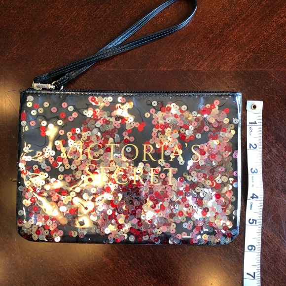 Victoria's Secret Handbags - ⭐️ VS sequin wristlet